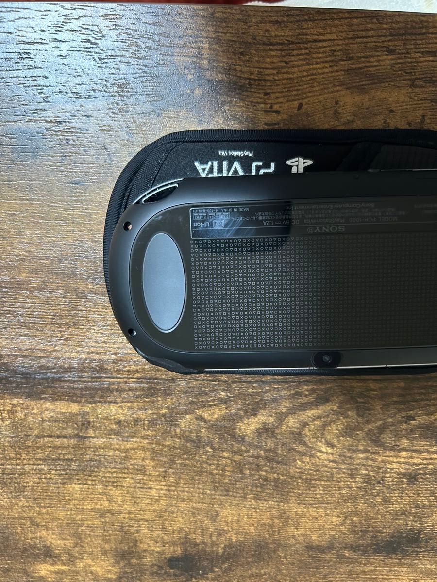 最終値下げ PSVita 本体 ソフト3本 充電器 ケース メモリー 最終値下げ PSVita 本体 ソフト3本 充電器 ケース メモリー