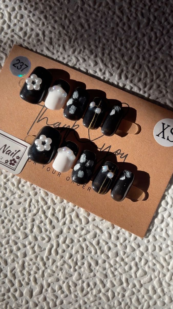 No.237 ネイルチップ サイズxs デザインネイル 現品 お花ネイル