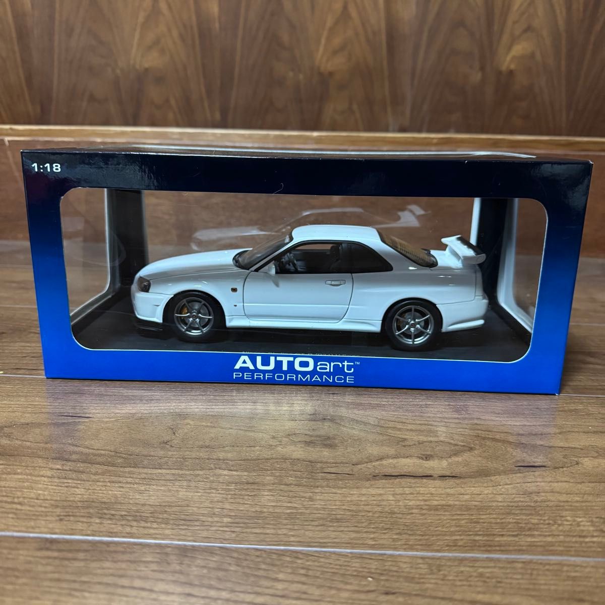 絶版未展示品 オートアート 1/18 スカイラインGT-R R34 V-Spec 絶版未展示品 オートアート 1/18 スカイラインGT-R R34 V-Spec