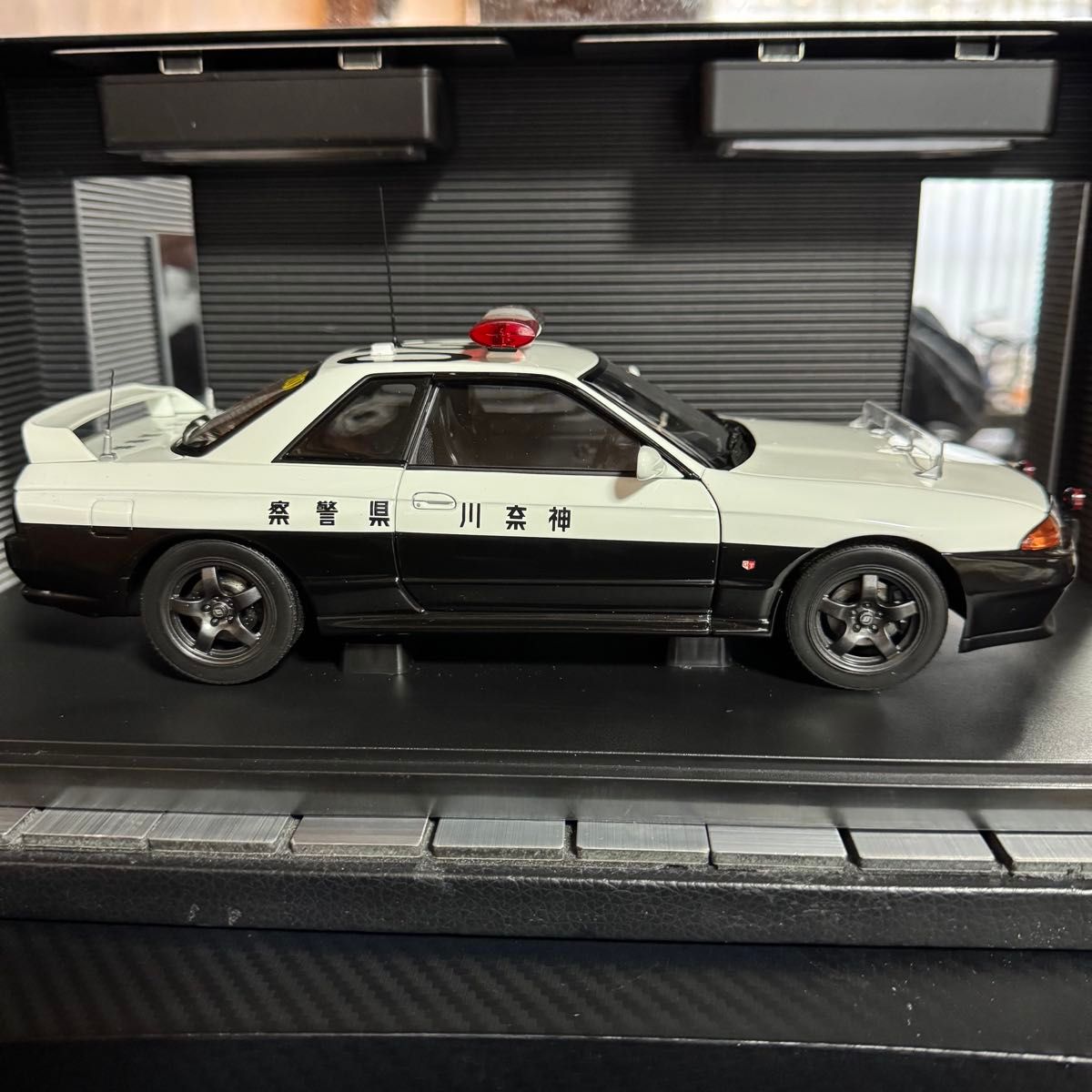 絶版未展示品 オートアート 1/18 スカイライン GT-R R32 神奈川 絶版未展示品 オートアート 1/18 スカイライン GT-R R32 神奈川