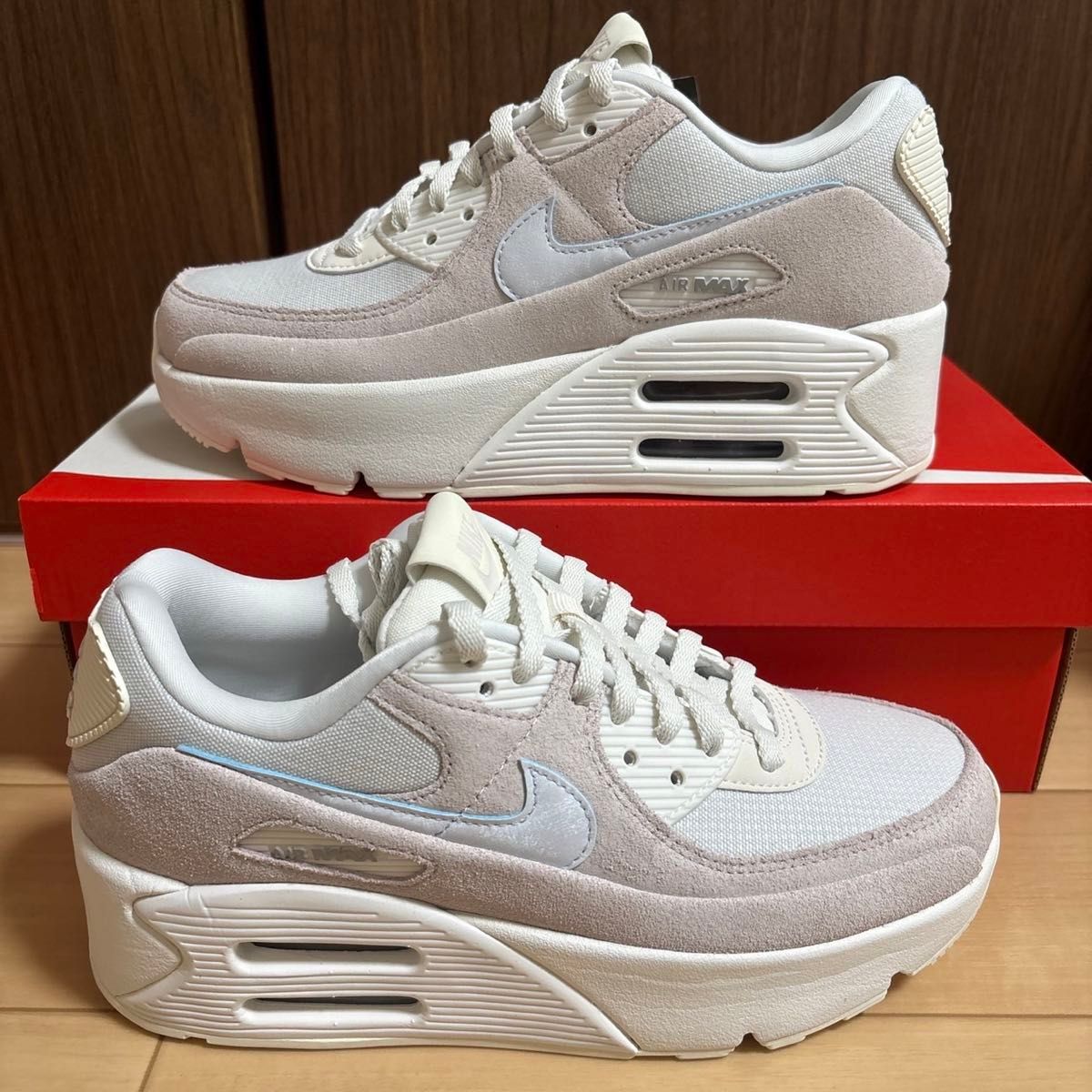 NIKE エアマックス 90 LV8 SE 24cm|Yahoo!フリマ(旧PayPayフリマ) NIKE エアマックス 90 LV8 SE 24cm|Yahoo!フリマ(旧PayPayフリマ)