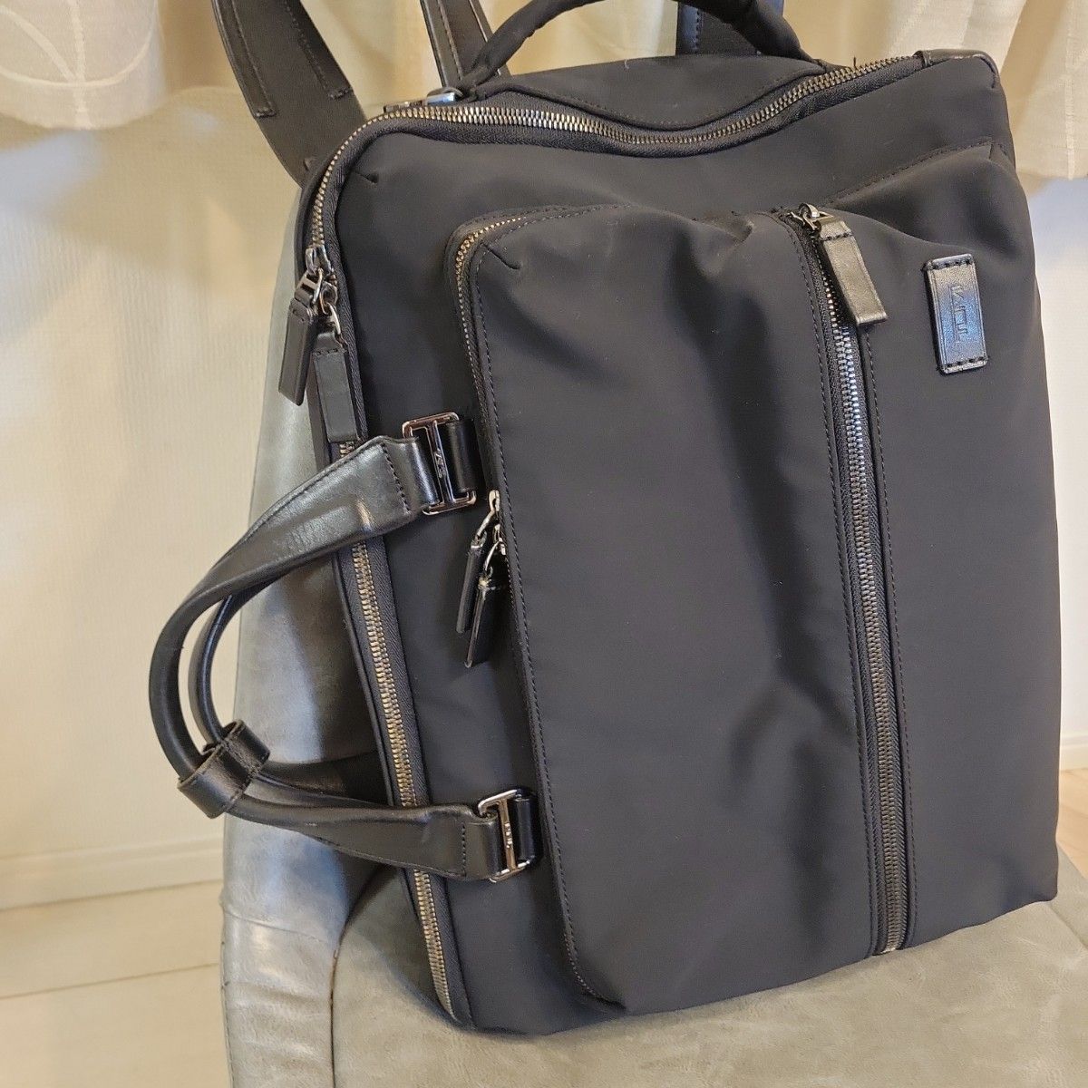 TUMI ビジネスバッグ リュック 3way|Yahoo!フリマ(旧PayPay TUMI ビジネスバッグ リュック 3way|Yahoo!フリマ(旧PayPay