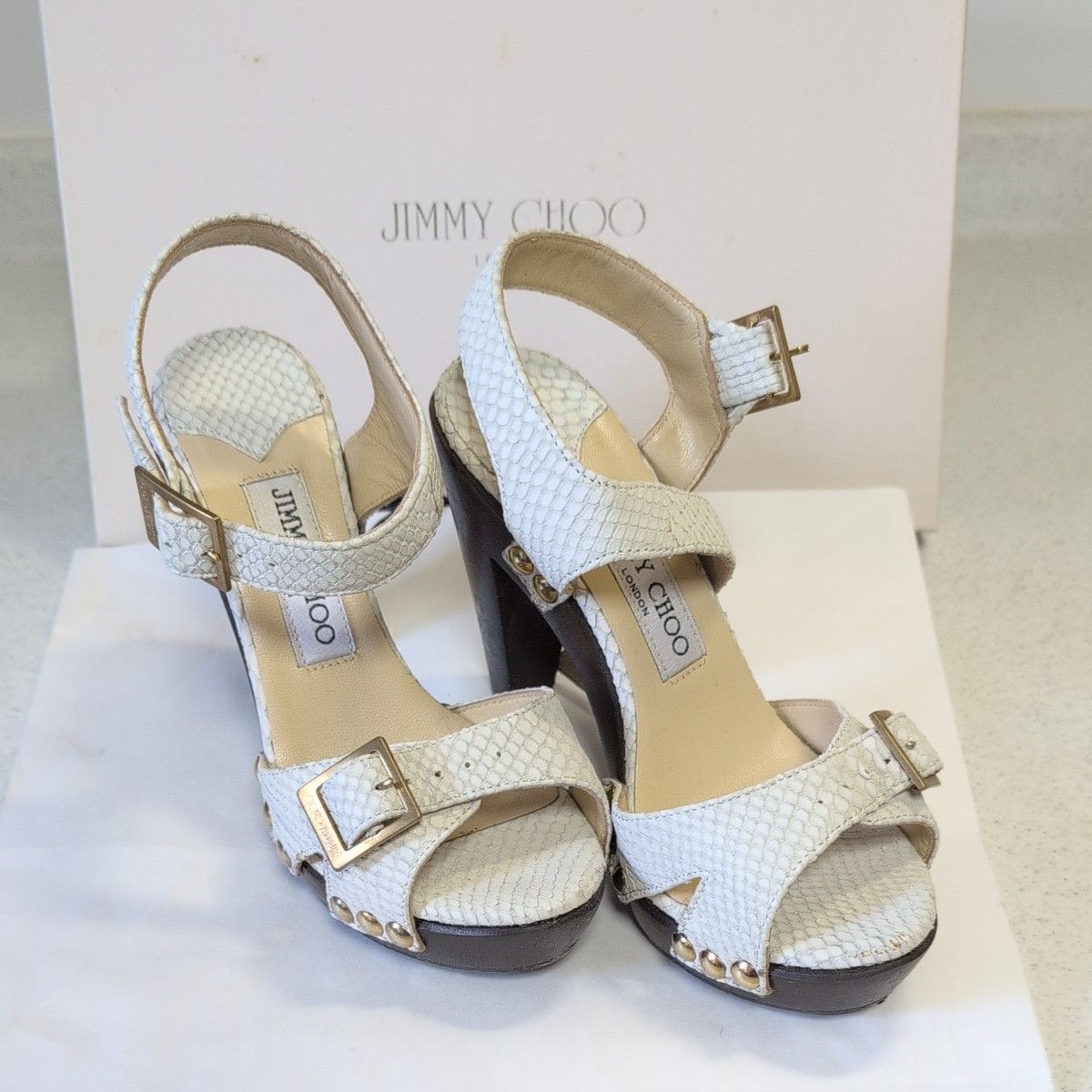 4/26→5/6まで発送できません ジミーチュウJIMMY CHOO サンダル 4/26→5/6まで発送できません ジミーチュウJIMMY CHOO サンダル