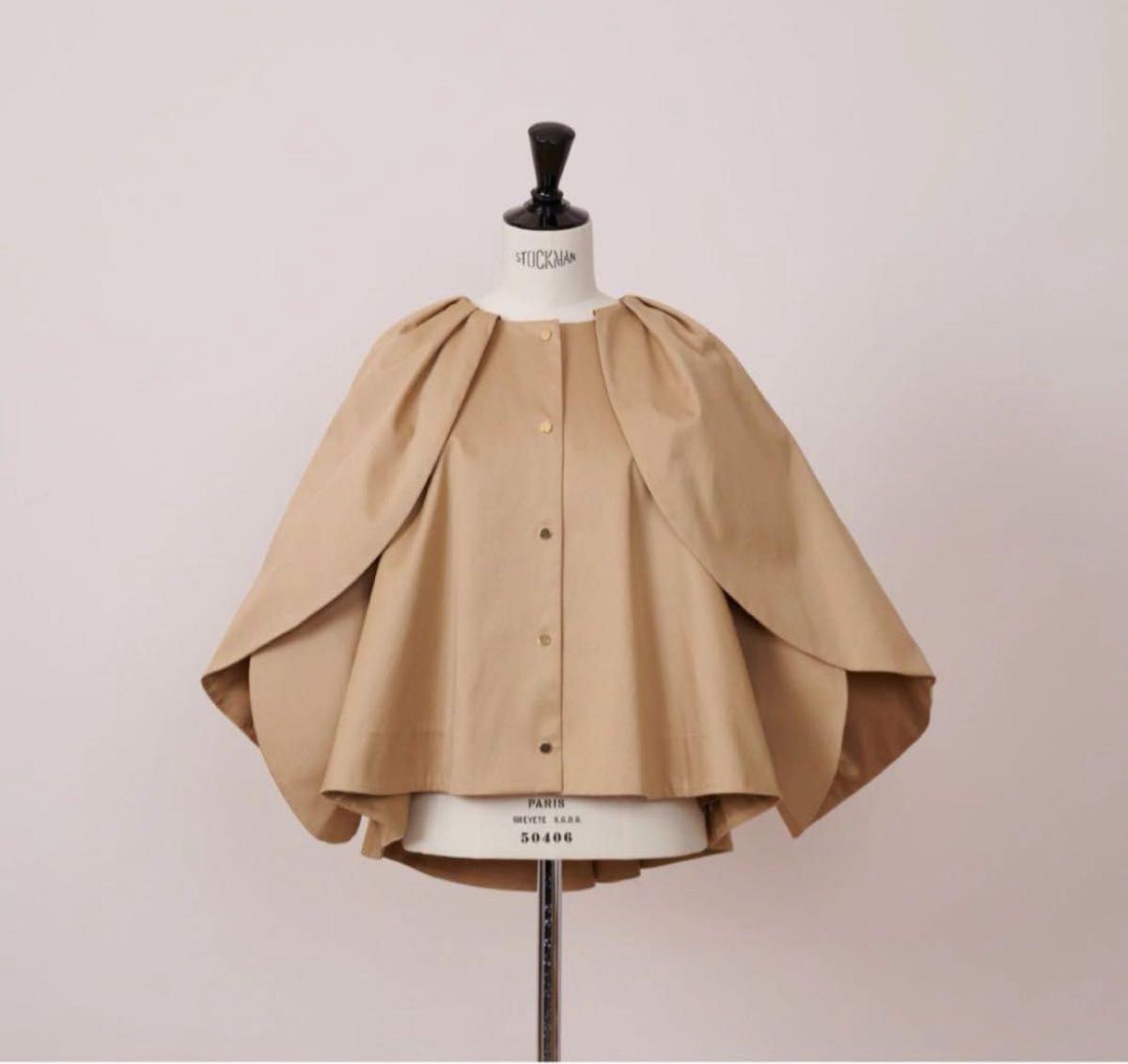 heve HANABIRAトレンチ ベージュ 新品未使用 Heve HANABIRAトレンチ ベージュ|Yahoo!フリマ(旧PayPayフリマ)