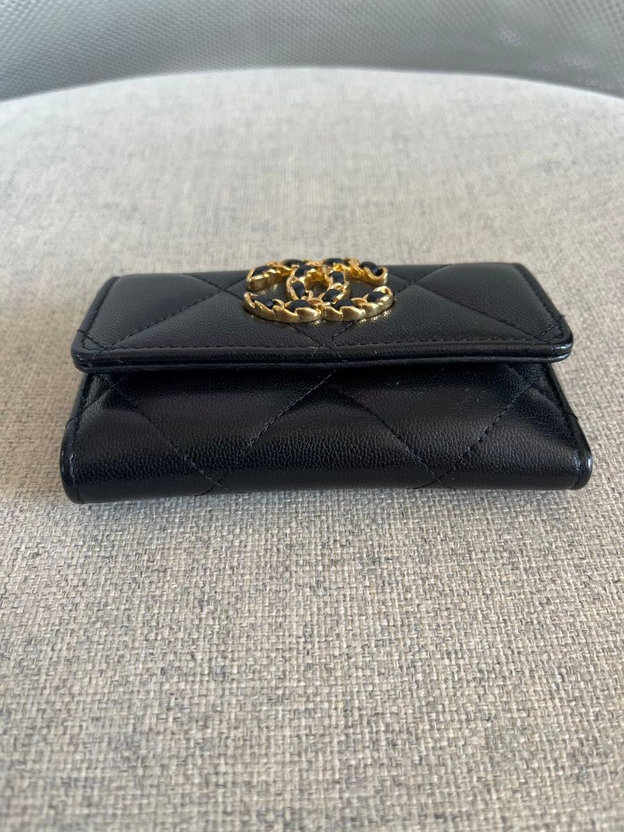 かなり美品】CHANEL シャネル 19 ウォレット 財布 コインケース かなり美品】CHANEL シャネル 19 ウォレット 財布 コインケース