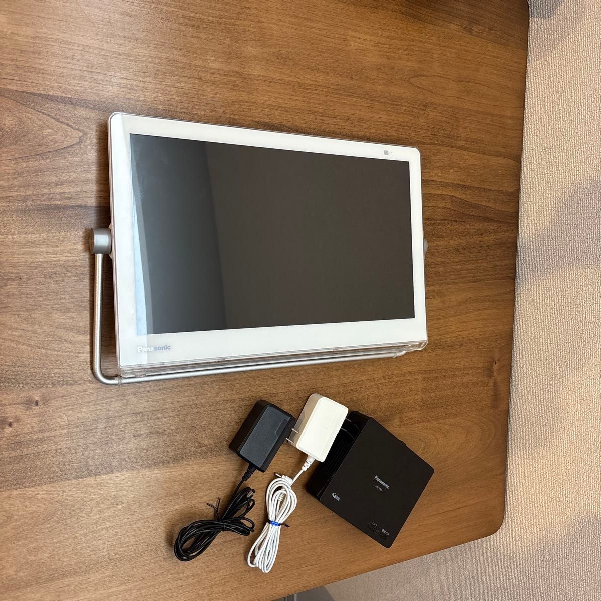 Panasonic プライベート・ビエラ UN-15N9D 防水テレビ UN-E9S Panasonic プライベート・ビエラ UN-15N9D 防水テレビ UN-E9S