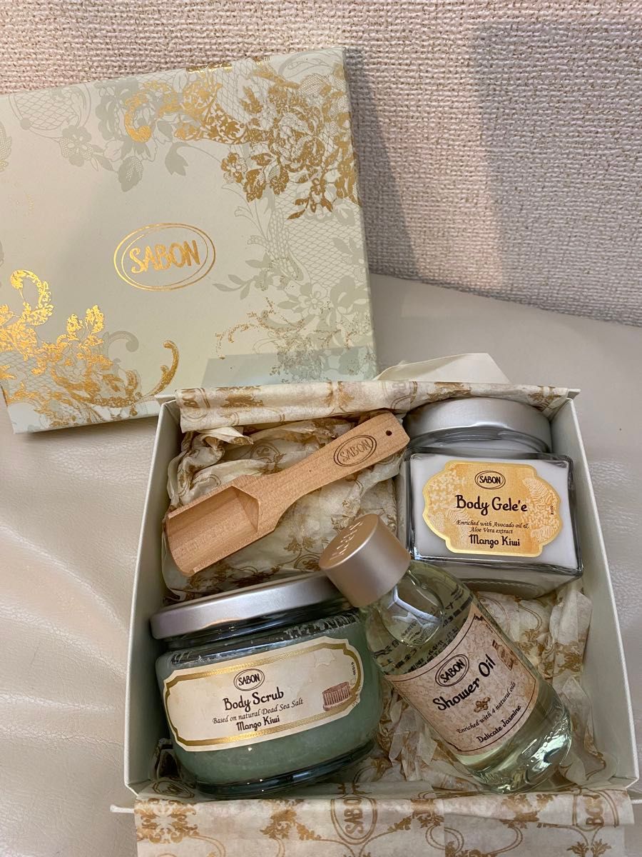 【激安アウトレット!】 SABON ボディケアセット ボディスクラブ ボディジュレ シャワー ボディソープ