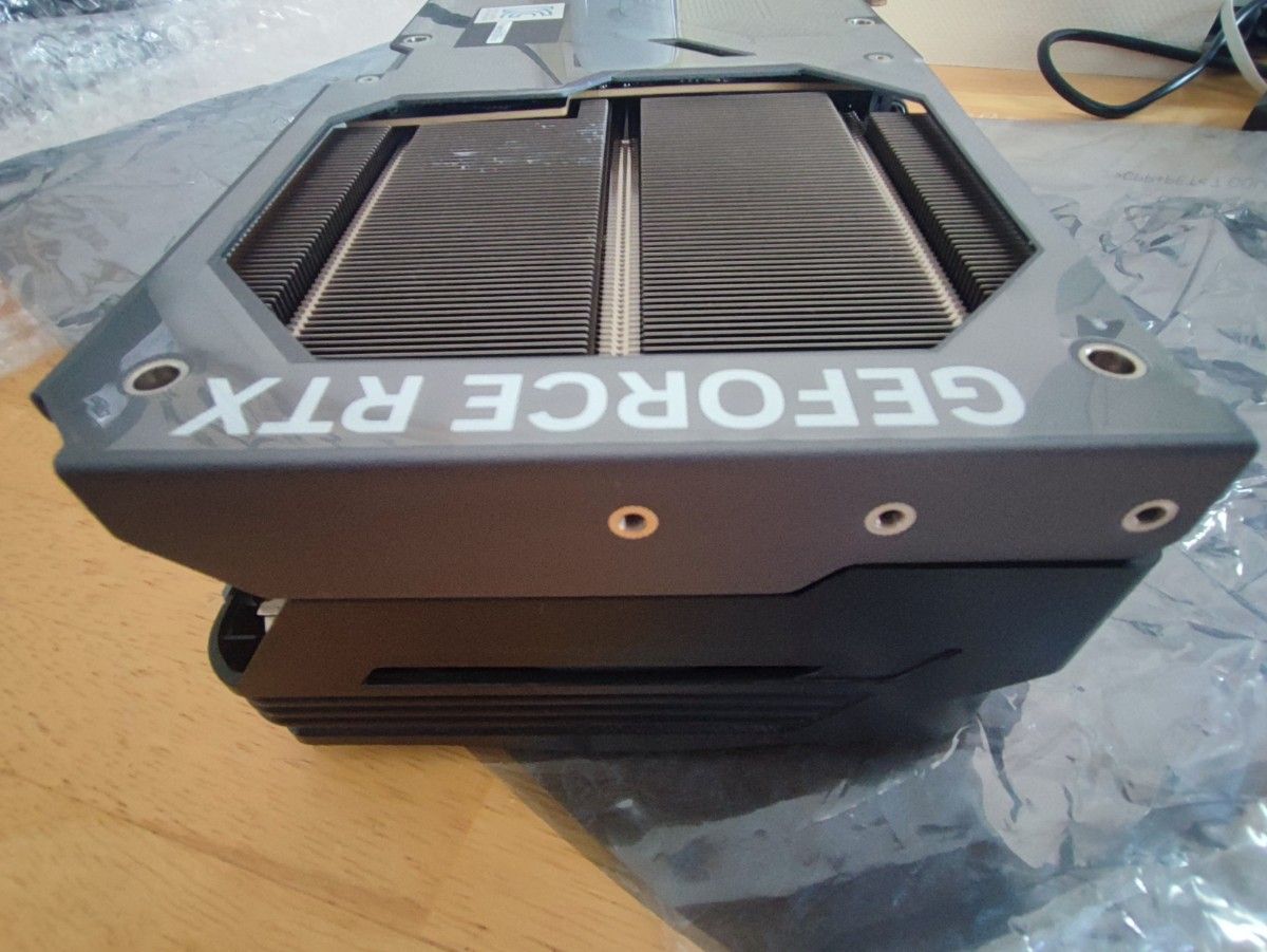 GV-N4090GAMING OC-24GDジャンク品|Yahoo!フリマ(旧PayPayフリマ) GV-N4090GAMING OC-24GDジャンク品|Yahoo!フリマ(旧PayPayフリマ)