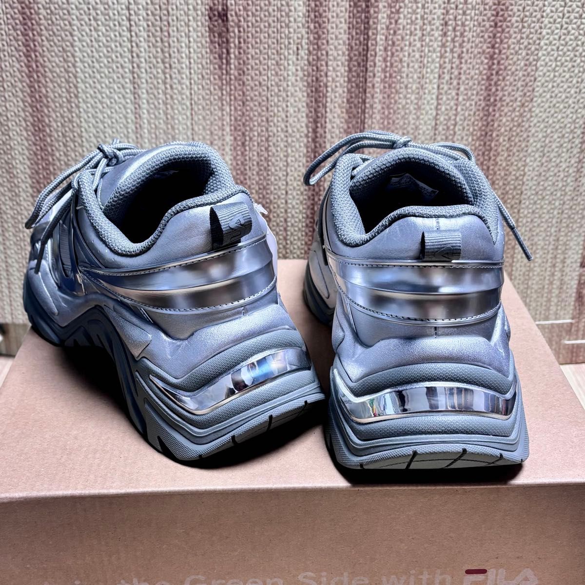 未使用】24㎝ FILA ELECTROVE 3 COSMIC フィラ 厚底|Yahoo 未使用】24㎝ FILA ELECTROVE 3 COSMIC フィラ 厚底|Yahoo