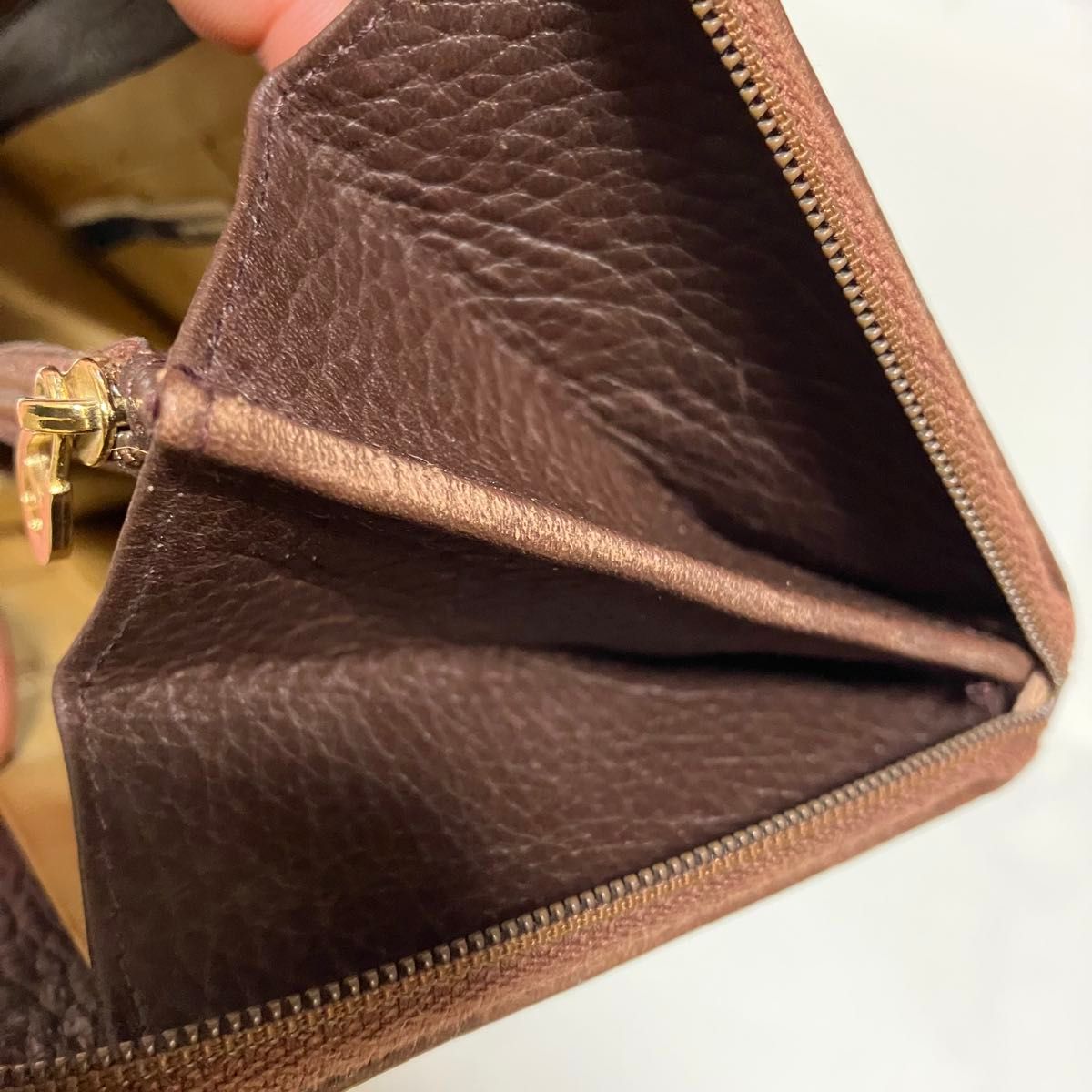 アンティーク】【AIGNER / アイグナー】 ラウンドファスナー 長 アンティーク】【AIGNER / アイグナー】 ラウンドファスナー 長
