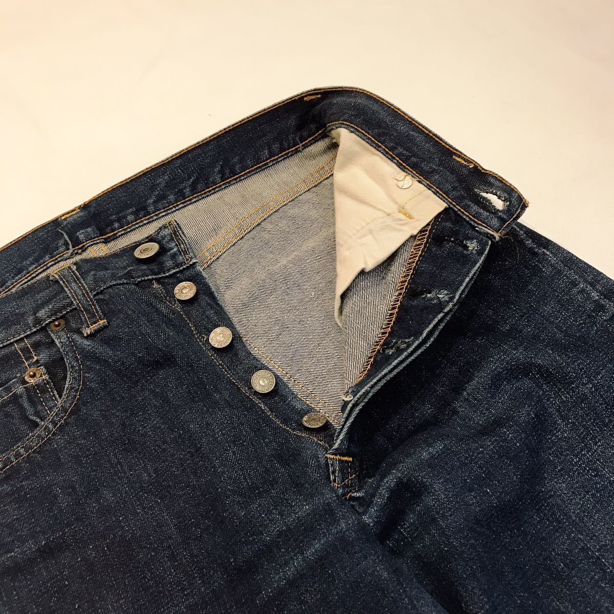 60s 60年代 Levi's Levis リーバイス 501 BigE ビッグE 濃い目 オリジナル Vintage ビンテージ デニム ジーンズ 赤耳 ヴィンテージ ヒゲ 60s 60年代 Levi's Levis リーバイス 501 BigE ビッグE 濃い目 オリジナル Vintage ビンテージ デニム ジーンズ 赤耳 ヴィンテージ ヒゲ
