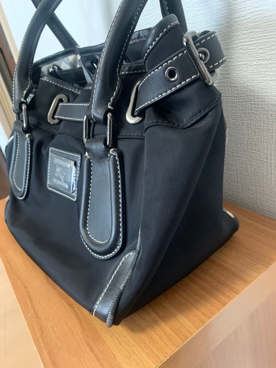 新品未使用 バーバリーブルーレーベル ハンドバッグ ナイロン 新品未使用 バーバリーブルーレーベル ハンドバッグ ナイロン