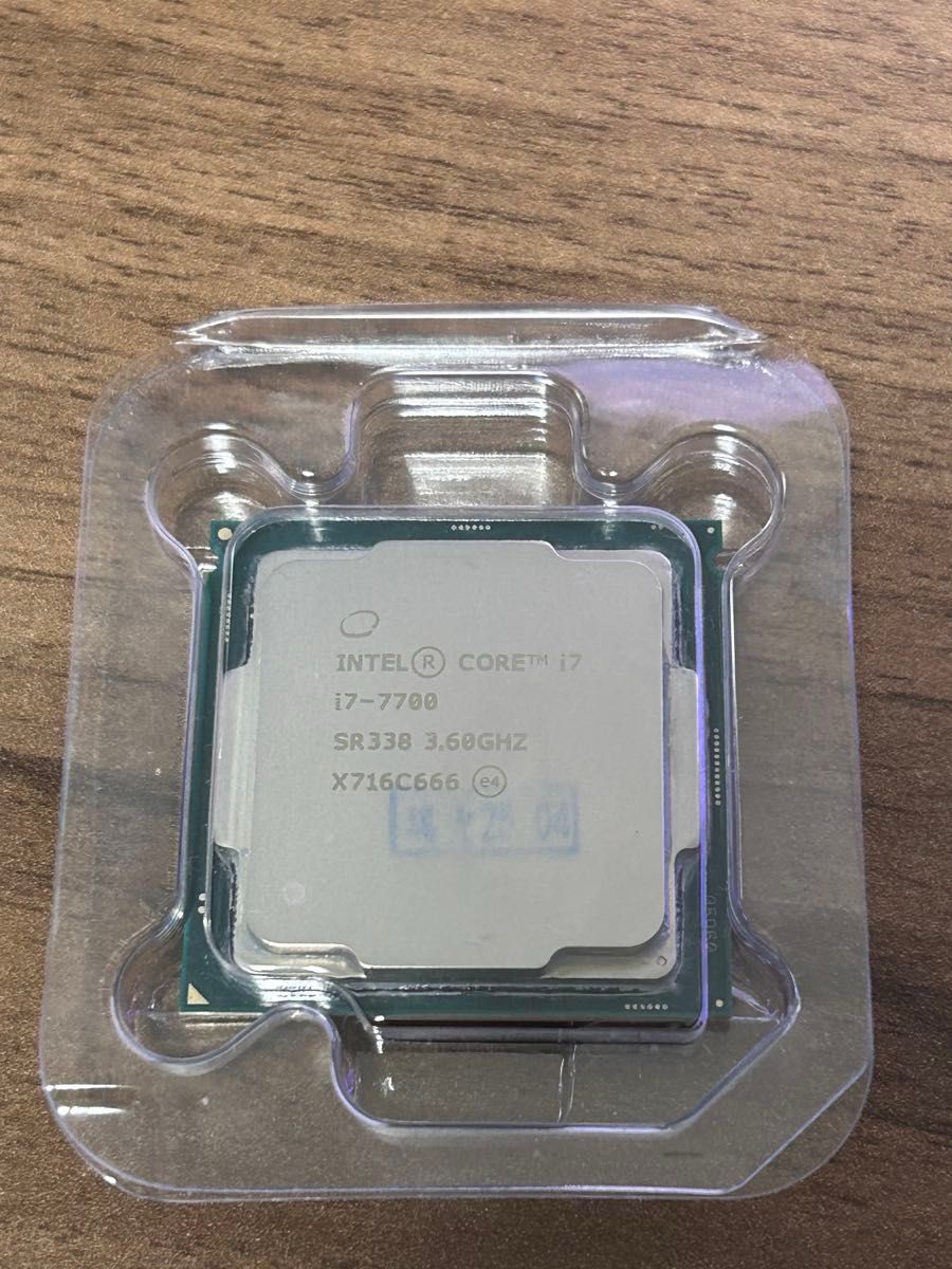 Intel Core i7 7700 CPU 動作確認済 ジャンク扱い 第7世代 Intel Core i7 7700 CPU 動作確認済 ジャンク扱い 第7世代