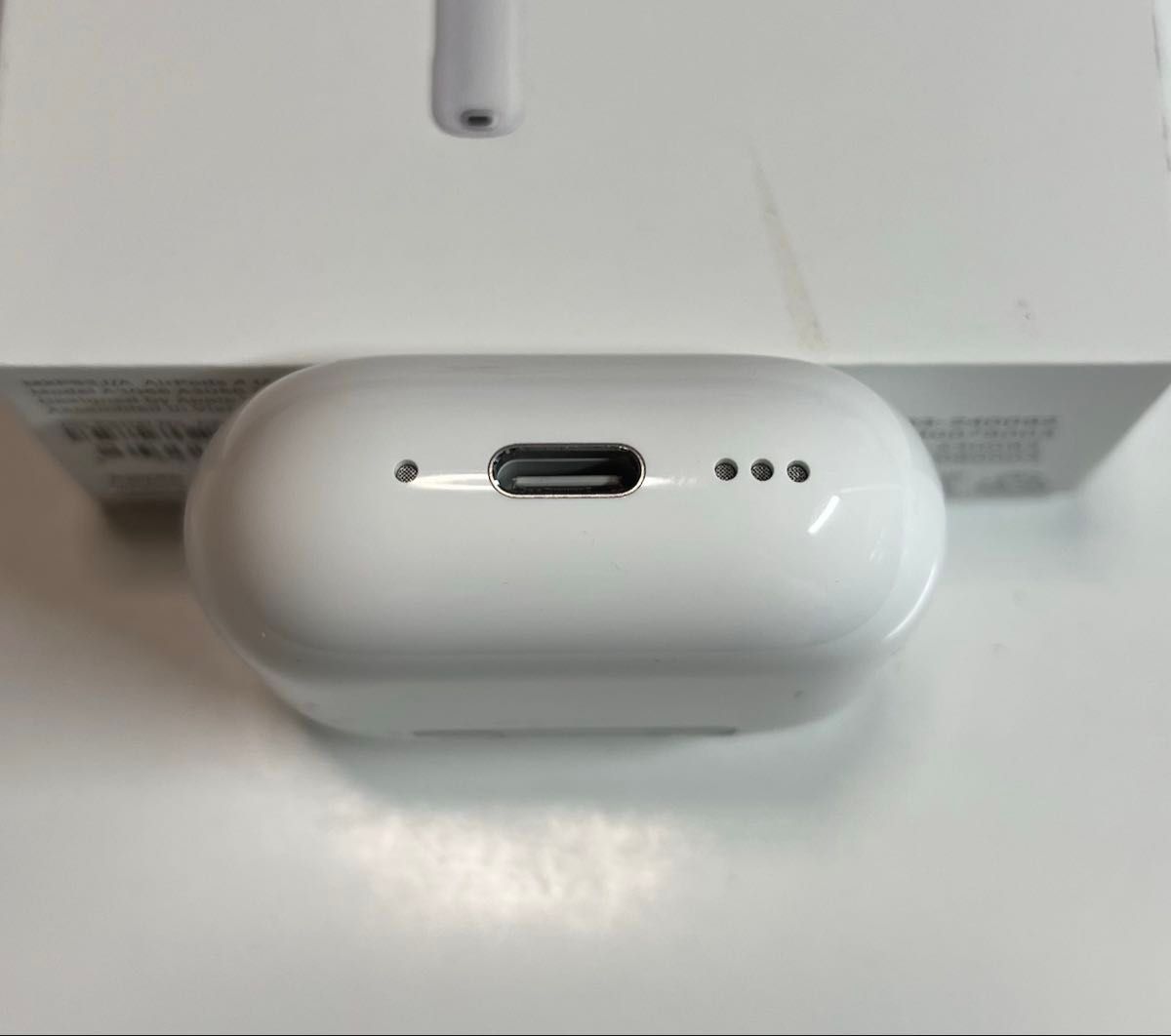 Apple AirPods 4 アクティブノイズキャンセリングモデル|Yahoo Apple AirPods 4 アクティブノイズキャンセリングモデル|Yahoo