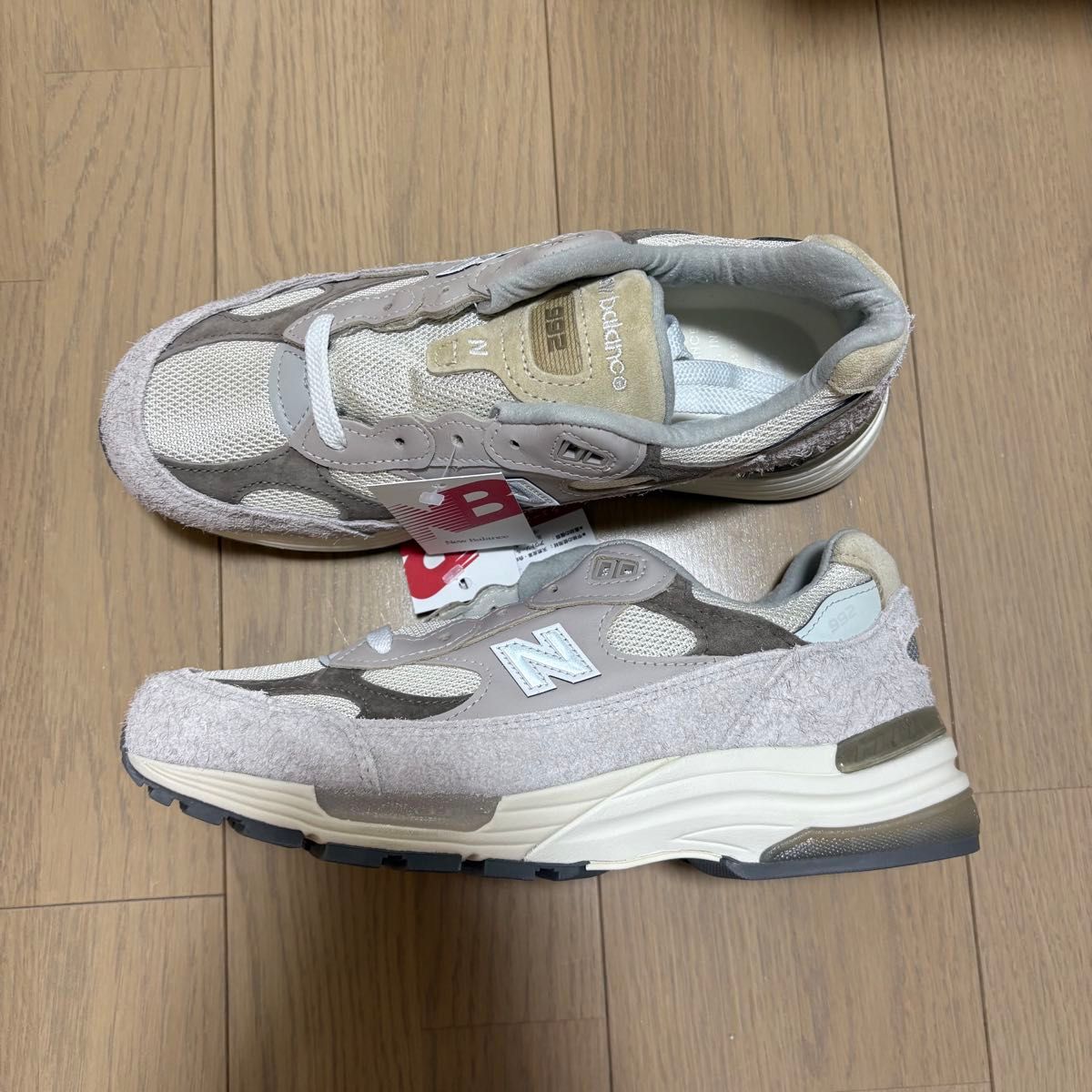 NEW BALANCE NEW BALANCE