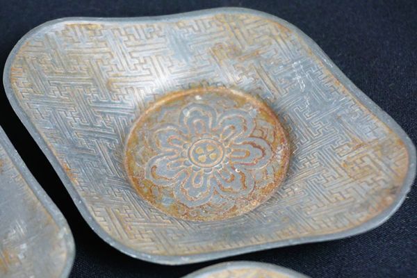 D-102□煎茶道具 錫茶托 五枚 銅茶托四枚 合計九枚 (錫製)|売買 D-102□煎茶道具 錫茶托 五枚 銅茶托四枚 合計九枚 (錫製)|売買