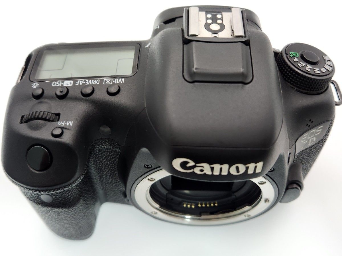 美品 CANON デジタル一眼レフカメラ EOS 7D MARK II ボディ 美品 CANON デジタル一眼レフカメラ EOS 7D MARK II ボディ