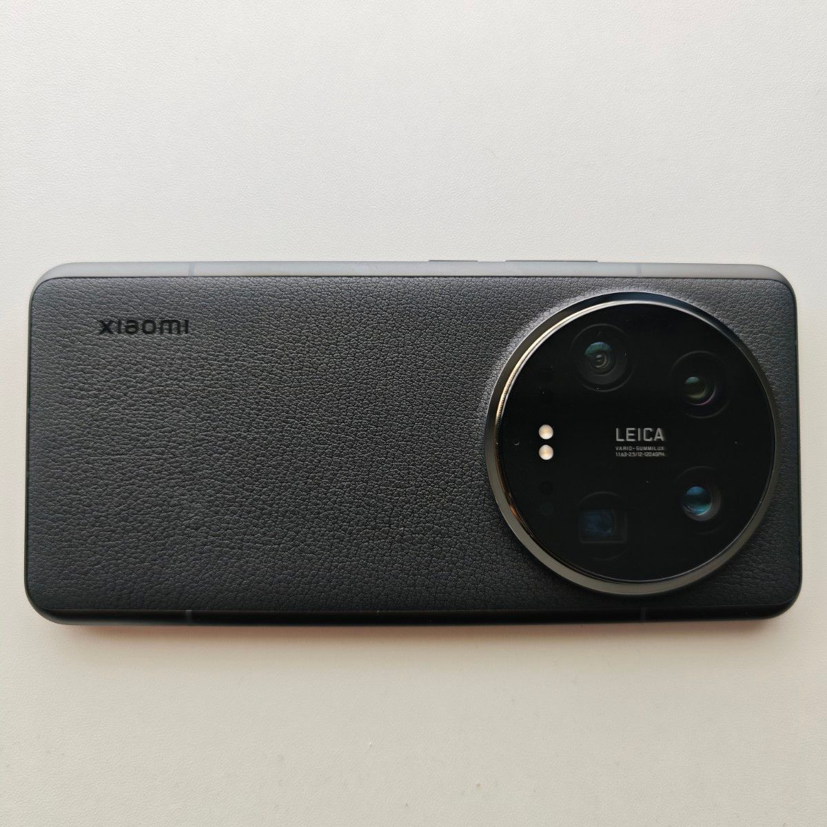 美品】国内版 SIMフリー Xiaomi 14 Ultra(フォトグラフィー 美品】国内版 SIMフリー Xiaomi 14 Ultra(フォトグラフィー