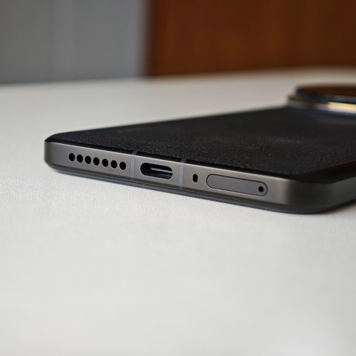美品】国内版 SIMフリー Xiaomi 14 Ultra(フォトグラフィー 美品】国内版 SIMフリー Xiaomi 14 Ultra(フォトグラフィー