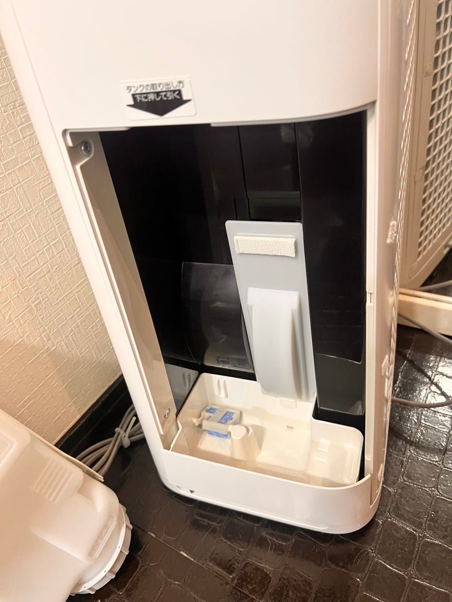 美品送料込》20年製 SHARP 加湿空気清浄機 KI-LS50-W (2020年製 美品送料込》20年製 SHARP 加湿空気清浄機 KI-LS50-W (2020年製