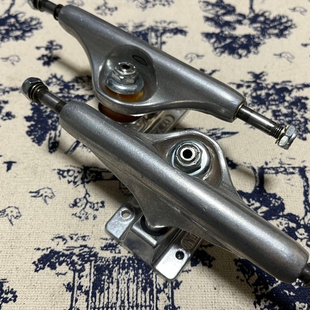 スケボー トラック インディペンデント 139 forget hollow 8 0 スケボー トラック インディペンデント 139 forget hollow 8 0