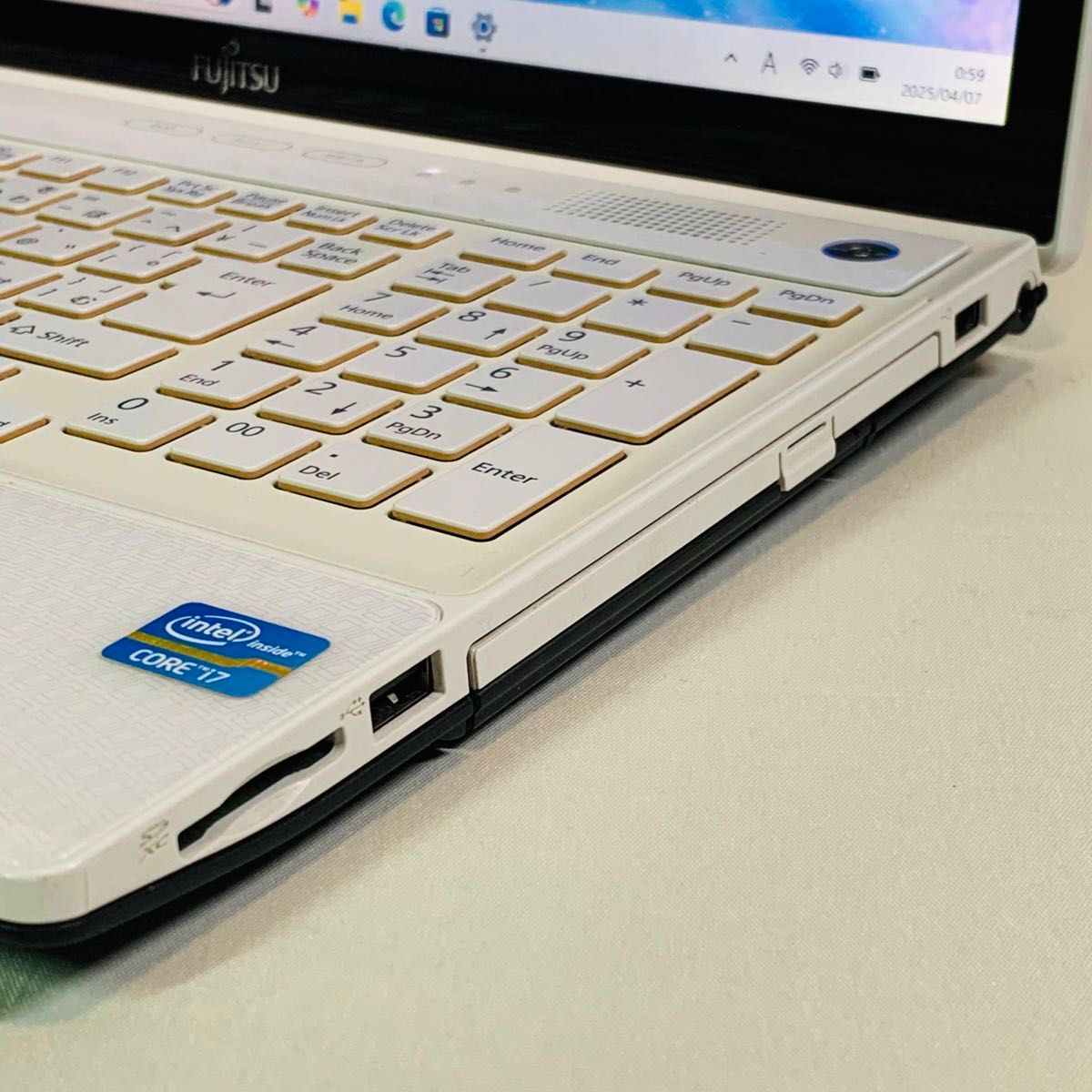 Core i7/新品SSD1TB/メモリ16GB/富士通/カメラ/オフィス/Windows Core i7/新品SSD1TB/メモリ16GB/富士通/カメラ/オフィス/Windows