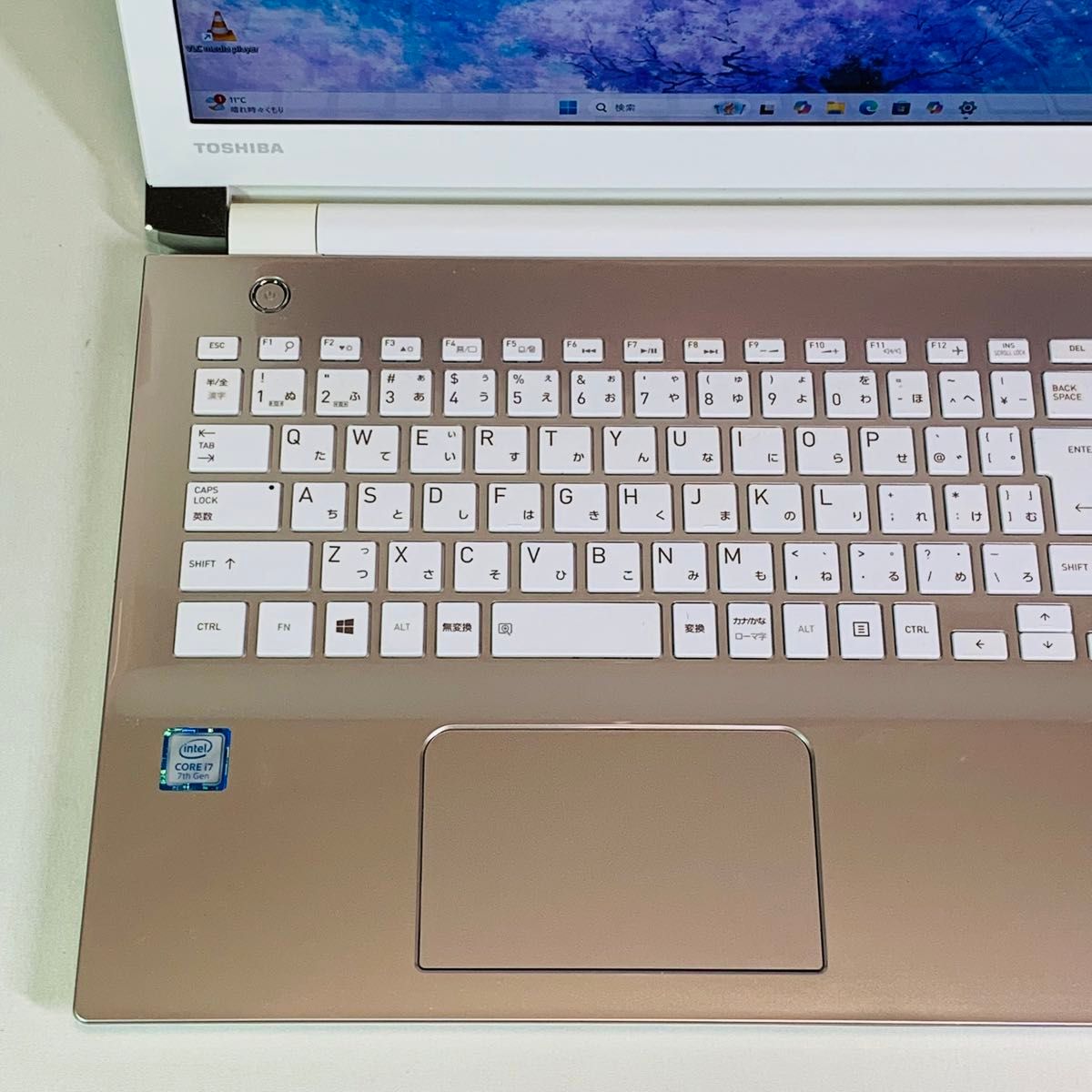 Core i7/新品SSD1TB/メモリ32GB/カメラ/Windows 11/東芝 Core i7/新品SSD1TB/メモリ32GB/カメラ/Windows 11/東芝
