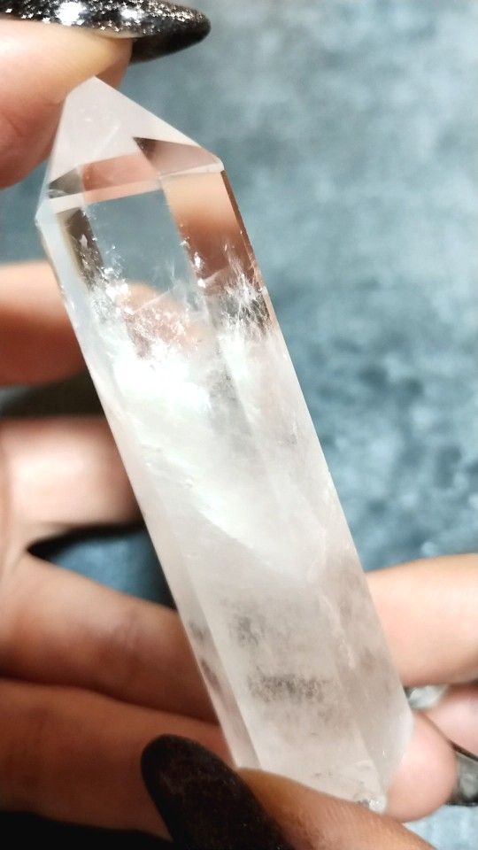希少高品質 ライモナイト共生水晶◆虹あり◆クォーツタワー◆水晶 六角柱 ◆ 約7cm パワーストーン 少し大きめ