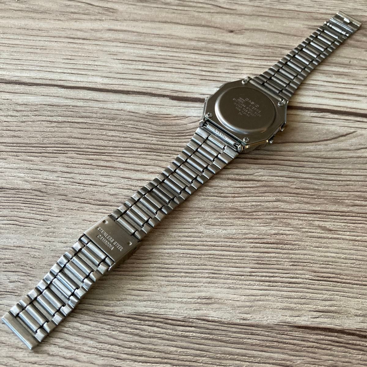 カシオ CASIO デジタル 腕時計 チープカシオ A158WE 希少 レア カシオ CASIO デジタル 腕時計 チープカシオ A158WE 希少 レア