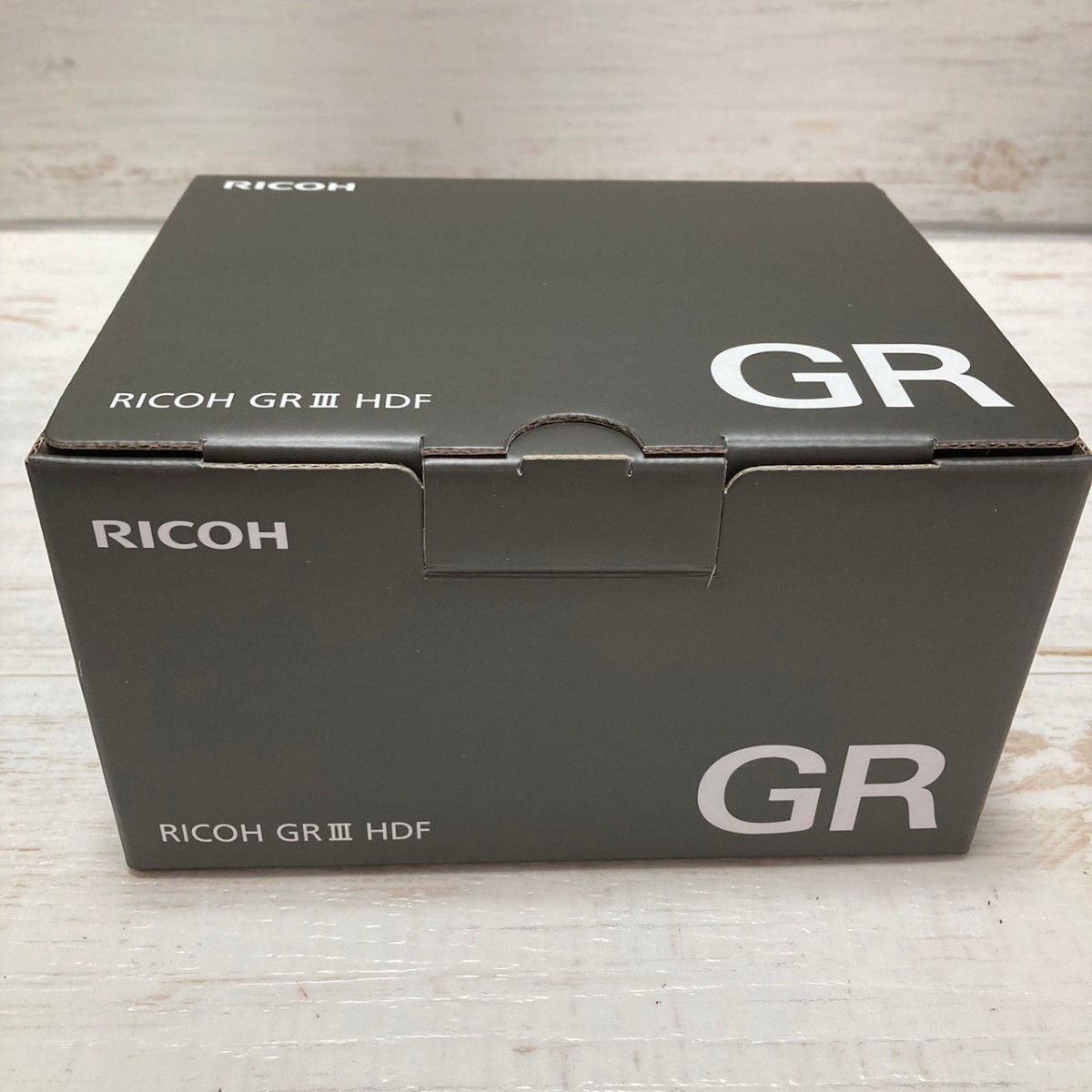 新品・未開封品】 RICOH GRIII HDF 特別モデル デジタルカメラ 新品・未開封品】 RICOH GRIII HDF 特別モデル デジタルカメラ
