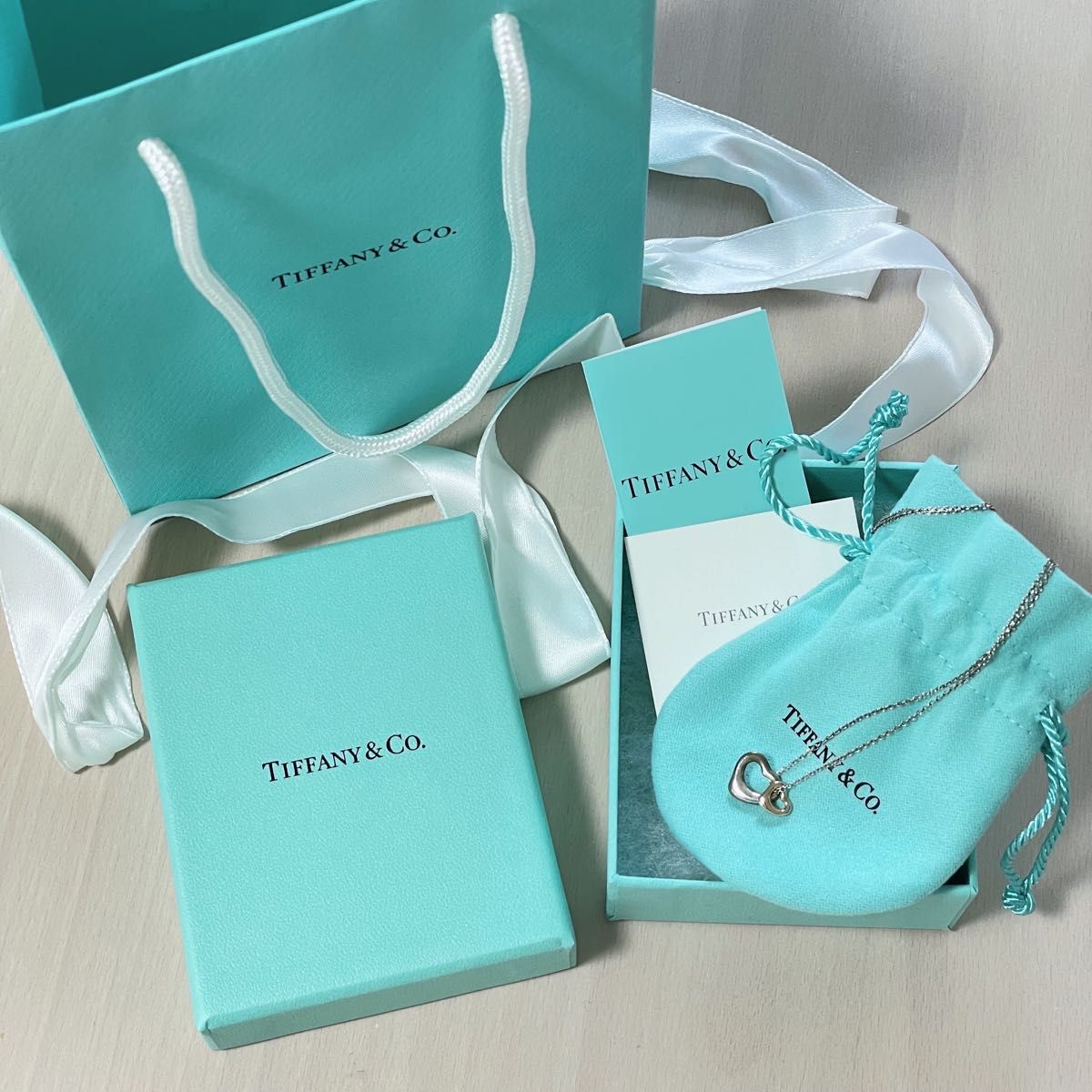 Tiffany & Co ダブルオープンハートペンダント 専用箱リボン紙袋 Tiffany & Co ダブルオープンハートペンダント 専用箱リボン紙袋