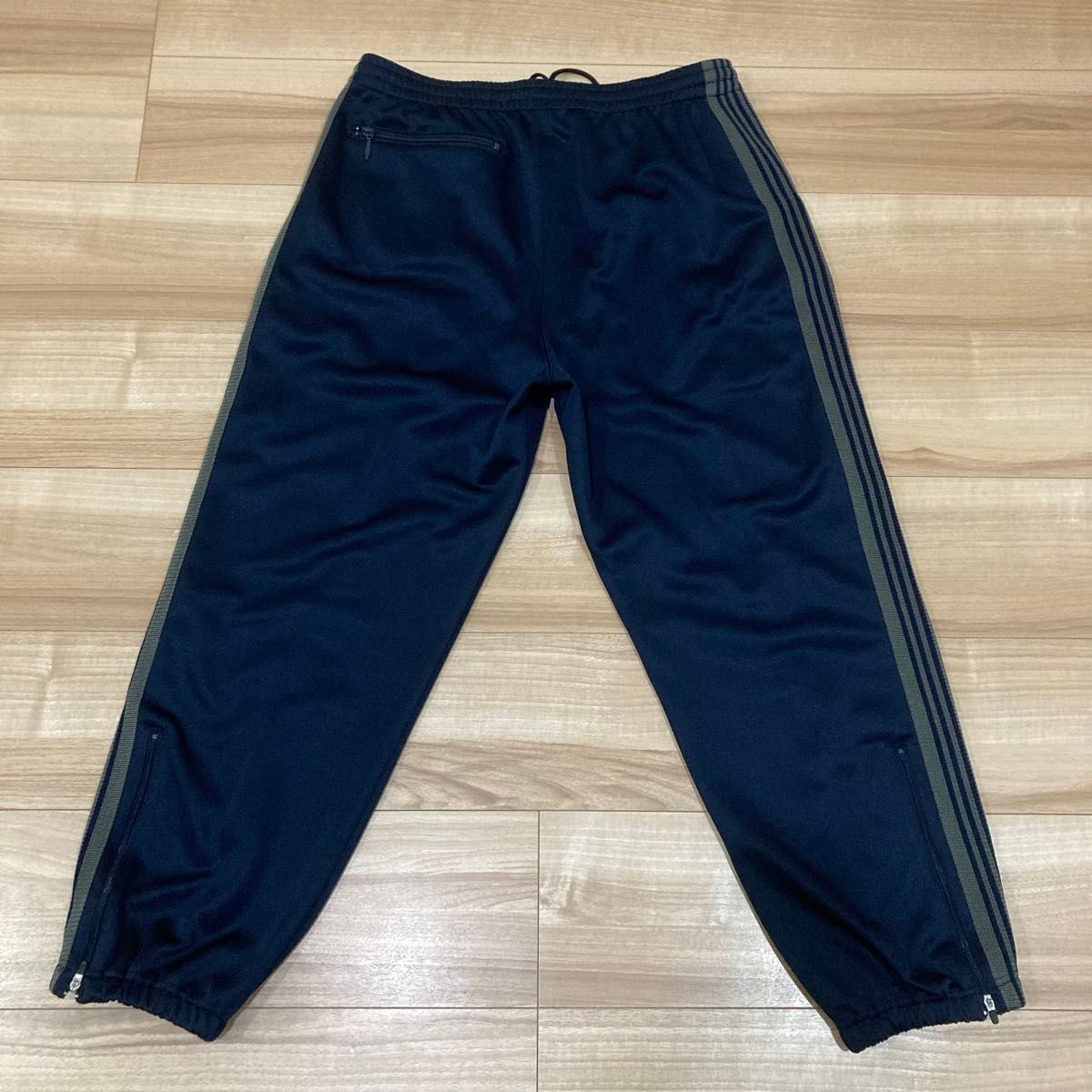 美品 Needles ニードルス トラックパンツ M ネイビー 裾ジップ 美品 Needles ニードルス トラックパンツ M ネイビー 裾ジップ