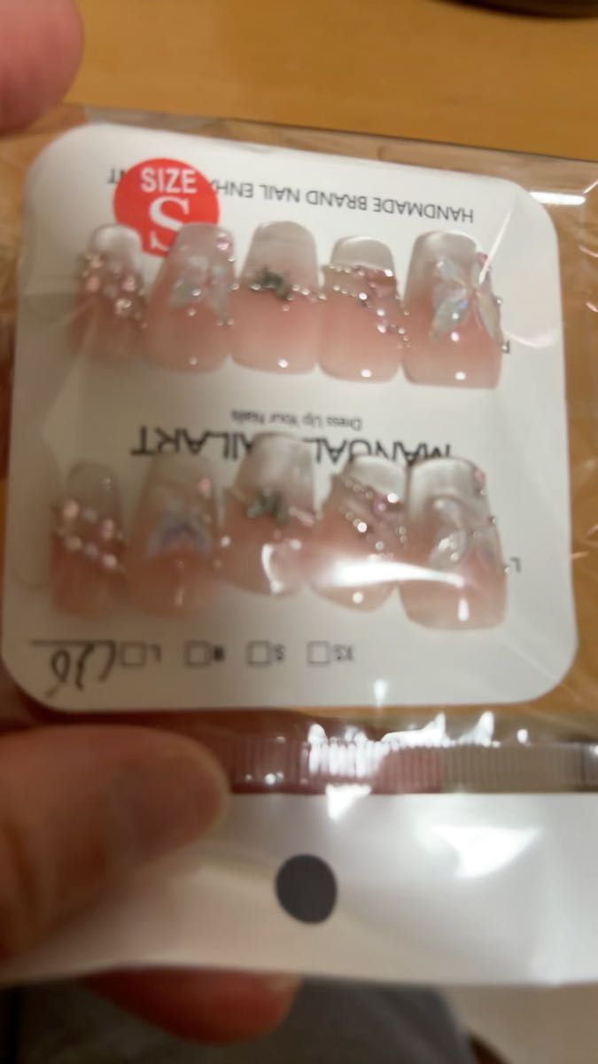 ハンドメイド ネイルチップ Sサイズ ピンク 蝶々