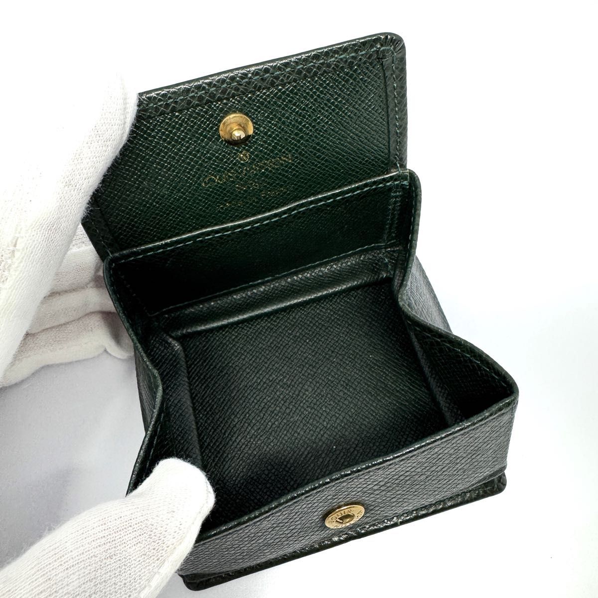 極美品》 ルイヴィトン LOUIS VUITTON タイガ コインケース 極美品》 ルイヴィトン LOUIS VUITTON タイガ コインケース
