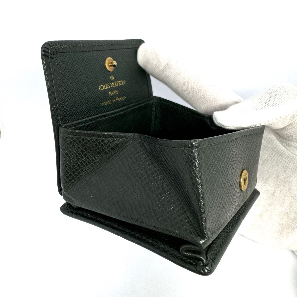 極美品》 ルイヴィトン LOUIS VUITTON タイガ コインケース 極美品》 ルイヴィトン LOUIS VUITTON タイガ コインケース