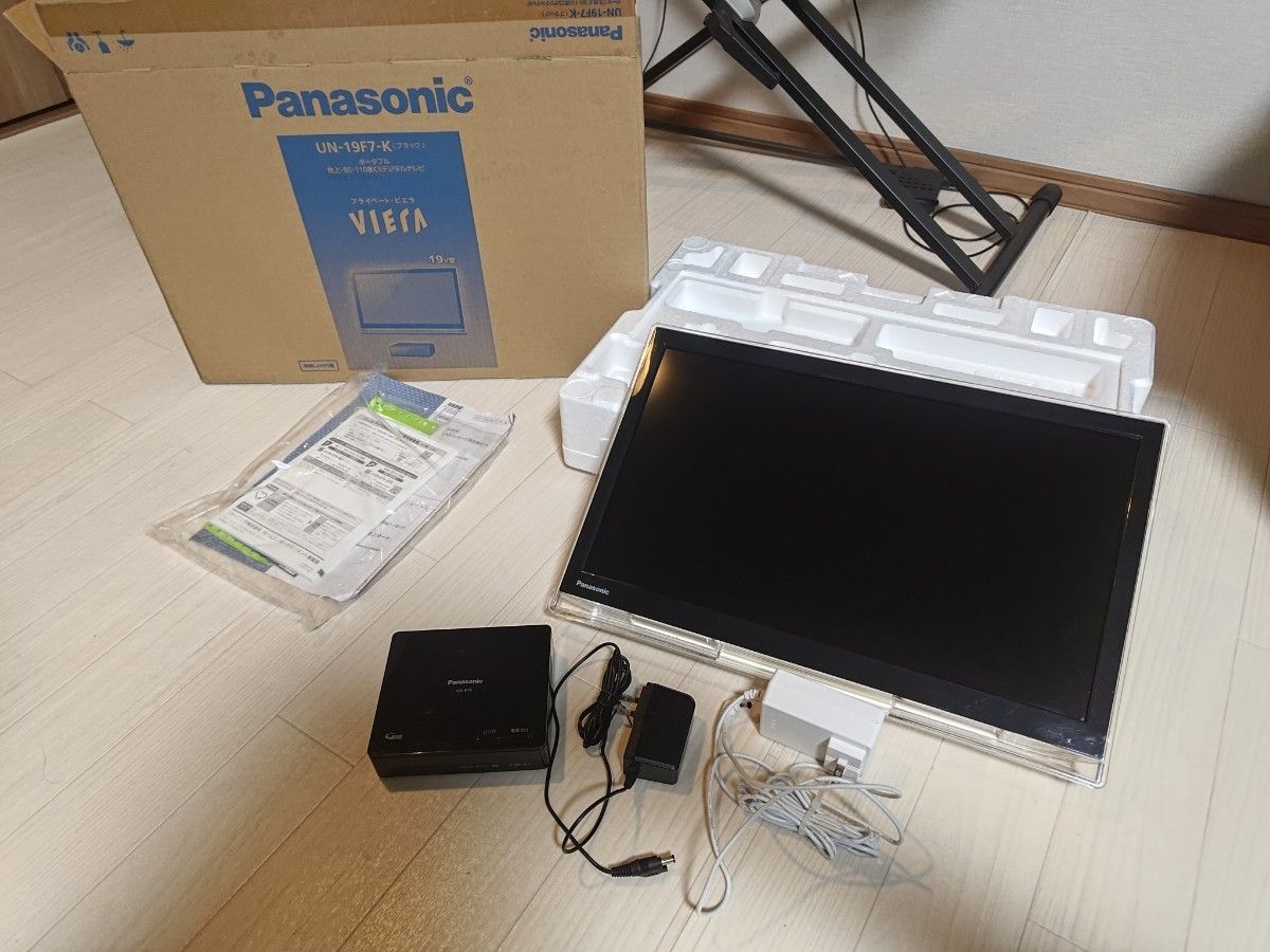 パナソニック 19V型 液晶 テレビ プライベート・ビエラ UN-19F7 パナソニック 19V型 液晶 テレビ プライベート・ビエラ UN-19F7