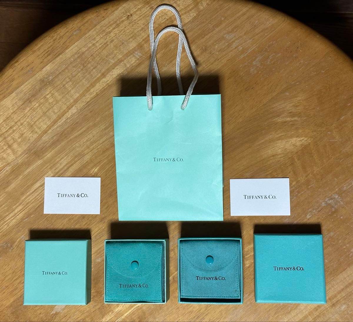 ティファニー TIFFANY Co 箱 空箱 紙袋 ショッパー|Yahoo ティファニー TIFFANY Co 箱 空箱 紙袋 ショッパー|Yahoo