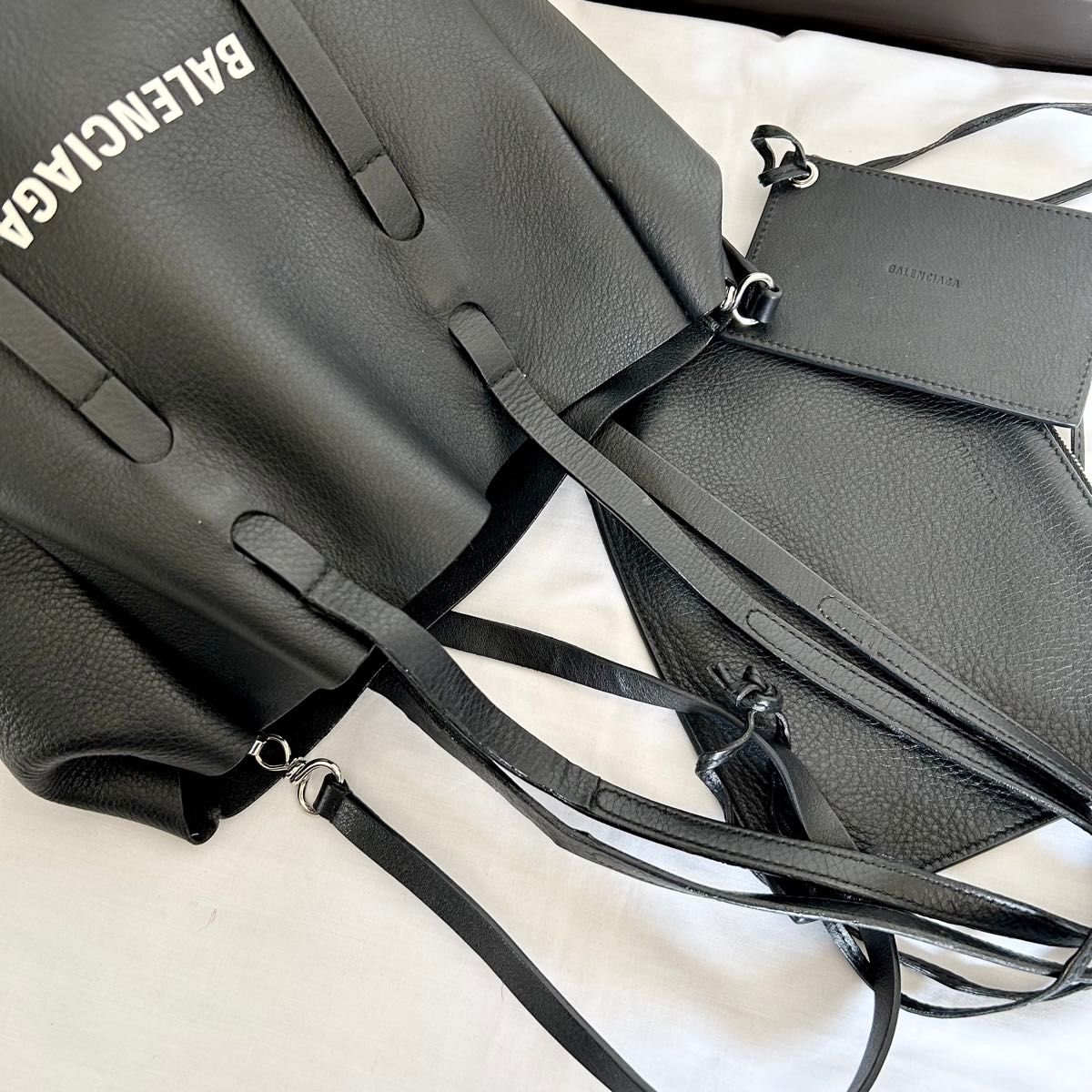 美品 2way BALENCIAGA トートバッグ ショルダー 黒 エブリデイ 美品 2way BALENCIAGA トートバッグ ショルダー 黒 エブリデイ