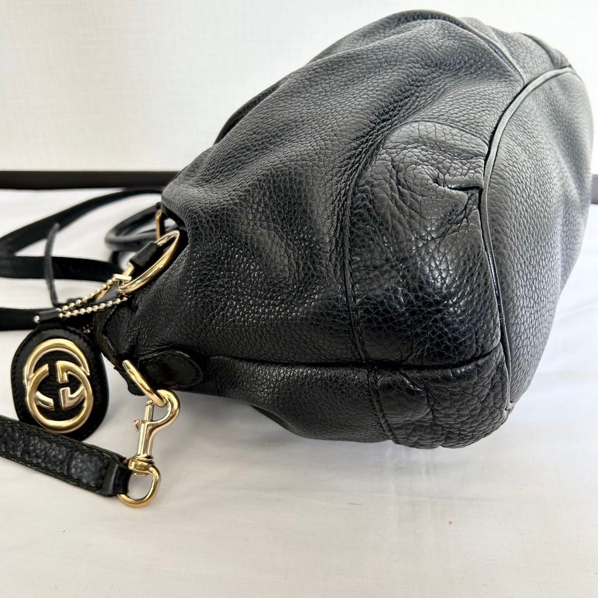2way GUCCI ショルダーバッグ ハンドバッグ 黒 レザー スーキー 2way GUCCI ショルダーバッグ ハンドバッグ 黒 レザー スーキー