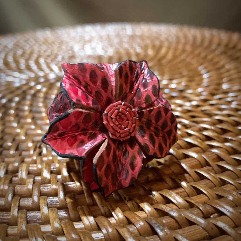 [ free shipping ][ hand made ] original leather . flower ring * free size 10~28 number * rose * in present .* ST_L1⑥