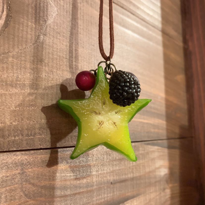  food sample necklace * star fruit . Berry * free shipping CR_C3