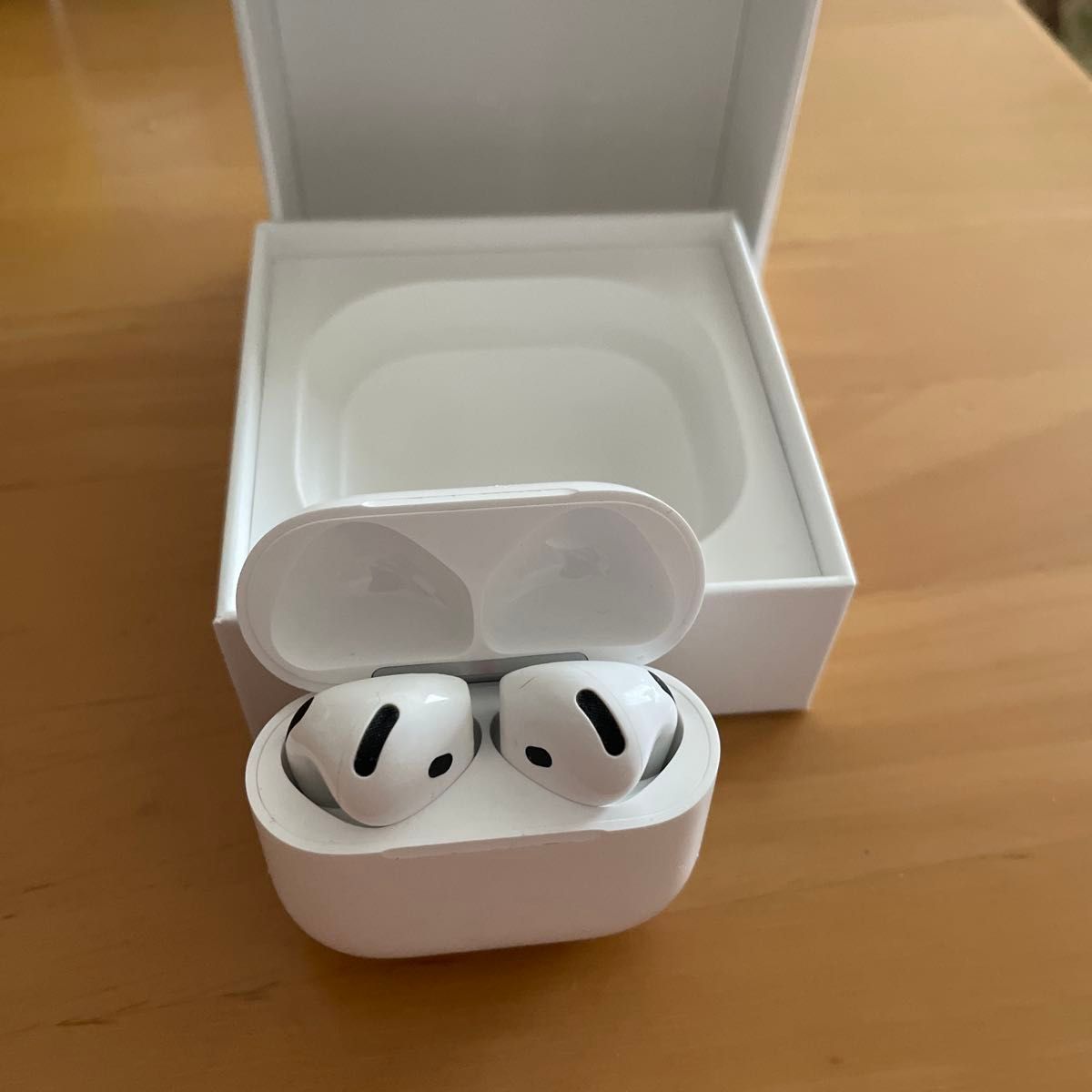 AirPods 第4世代 エアポッズ Apple アップル MXP63J/A AirPods 4 AirPods 第4世代 エアポッズ Apple アップル MXP63J/A AirPods 4