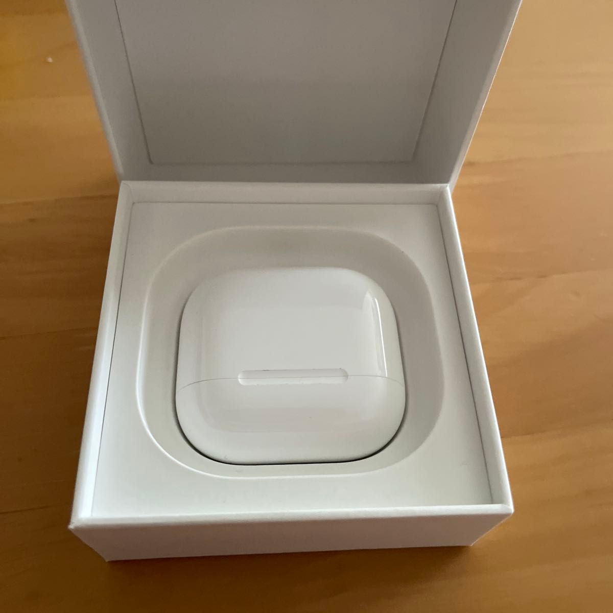 AirPods 第4世代 エアポッズ Apple アップル MXP63J/A AirPods 4 AirPods 第4世代 エアポッズ Apple アップル MXP63J/A AirPods 4