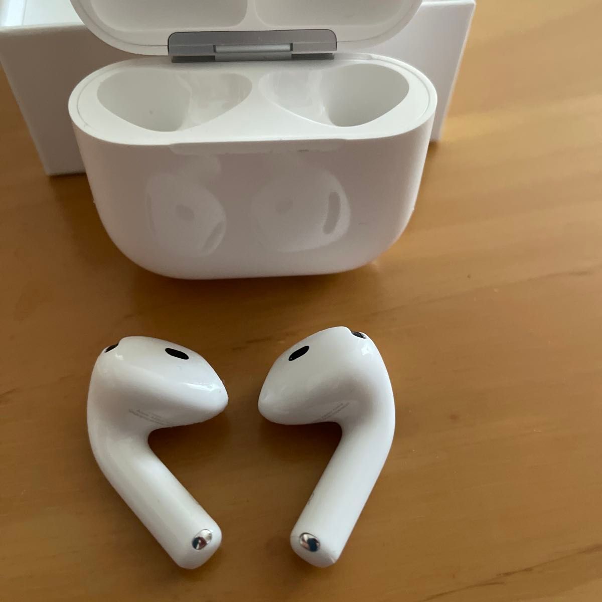 AirPods 第4世代 エアポッズ Apple アップル MXP63J/A AirPods 4 AirPods 第4世代 エアポッズ Apple アップル MXP63J/A AirPods 4