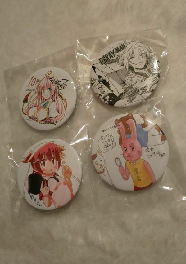 SQ 缶バッジ ジャンプフェスタ D Gray-man 灼熱の卓球娘 To LOVE SQ 缶バッジ ジャンプフェスタ D Gray-man 灼熱の卓球娘 To LOVE