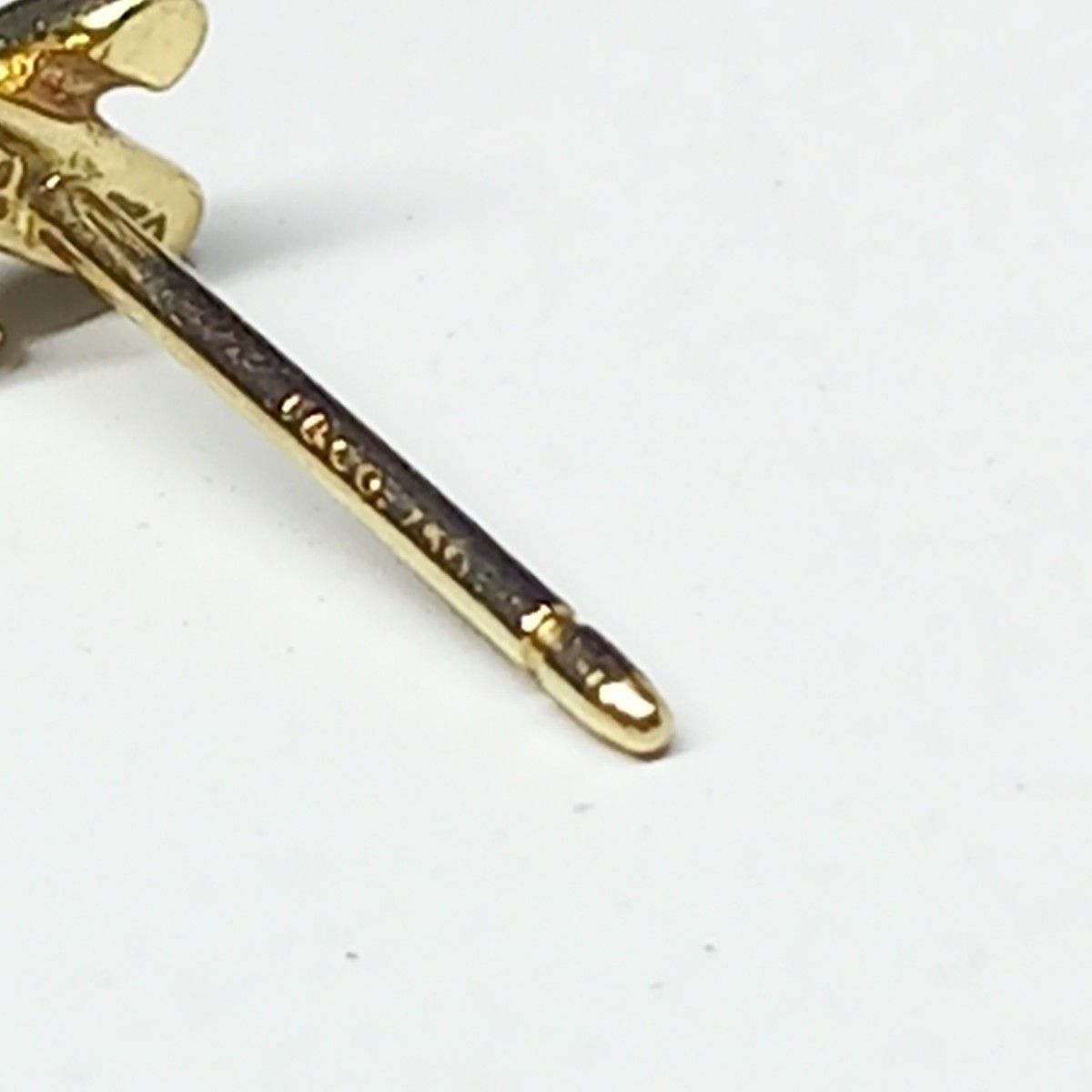 TIFFANY&Co ティファニー クロスステッチ シグネチャー ピアス TIFFANY&Co ティファニー クロスステッチ シグネチャー ピアス