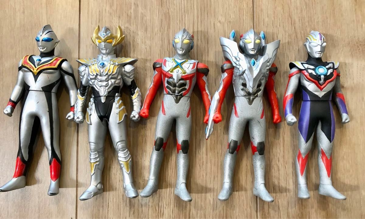 ウルトラマン・ウルトラ怪獣 ソフビ フィギュア まとめ売り 80s ウルトラマン・ウルトラ怪獣 ソフビ フィギュア まとめ売り 80s