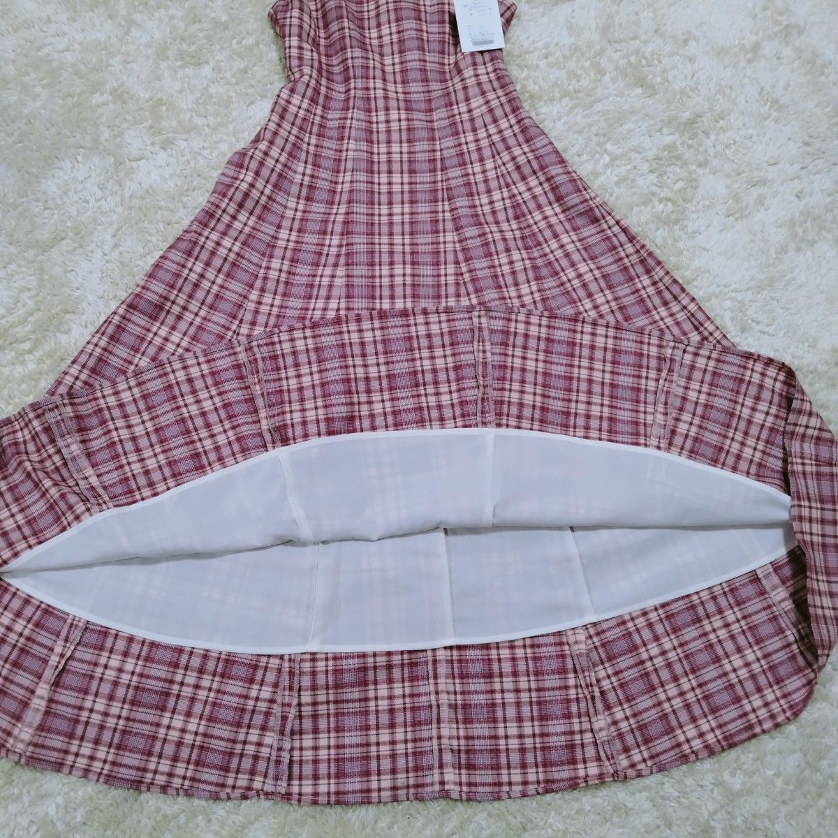 新品タグ付き herlipto Paddington Long Dress|Yahoo!フリマ 新品タグ付き herlipto Paddington Long Dress|Yahoo!フリマ
