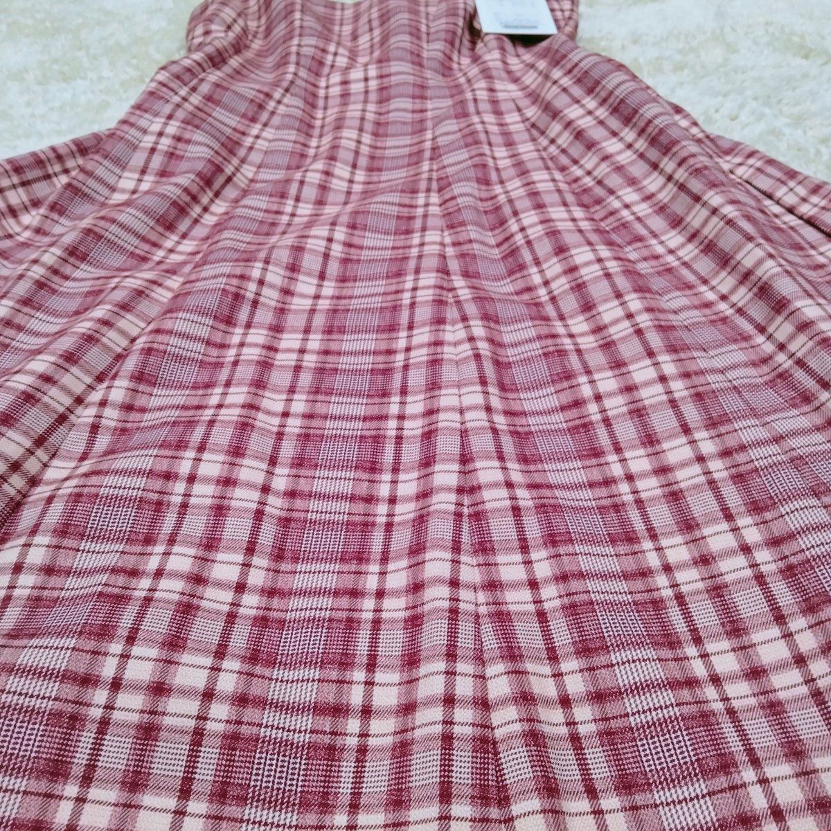 新品タグ付き herlipto Paddington Long Dress|Yahoo!フリマ 新品タグ付き herlipto Paddington Long Dress|Yahoo!フリマ
