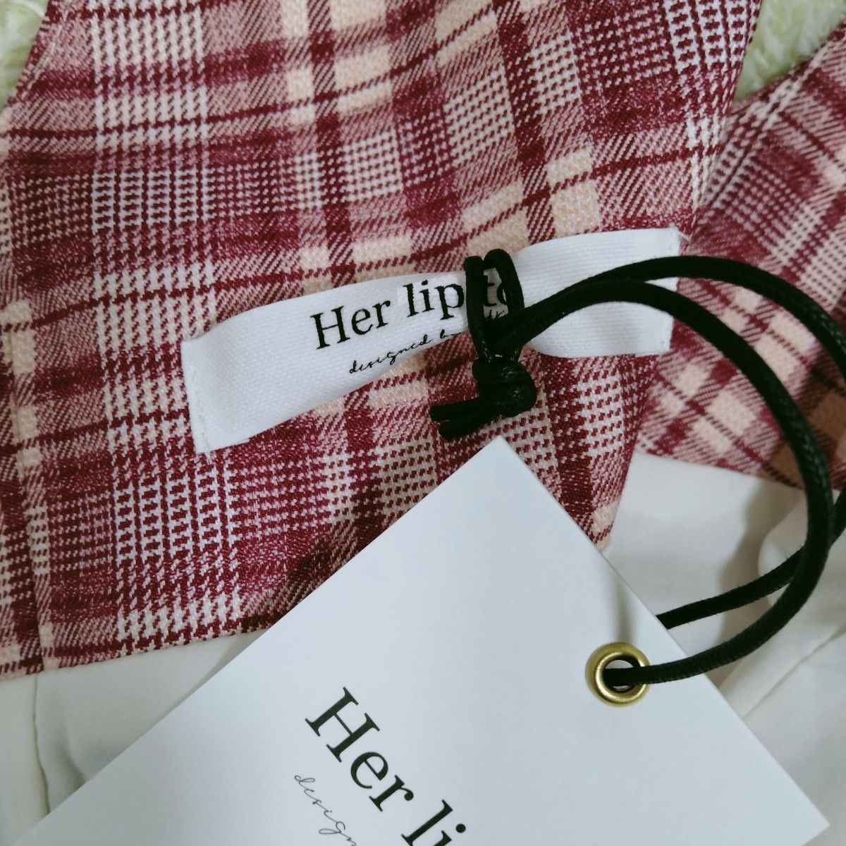 新品タグ付き herlipto Paddington Long Dress|Yahoo!フリマ 新品タグ付き herlipto Paddington Long Dress|Yahoo!フリマ
